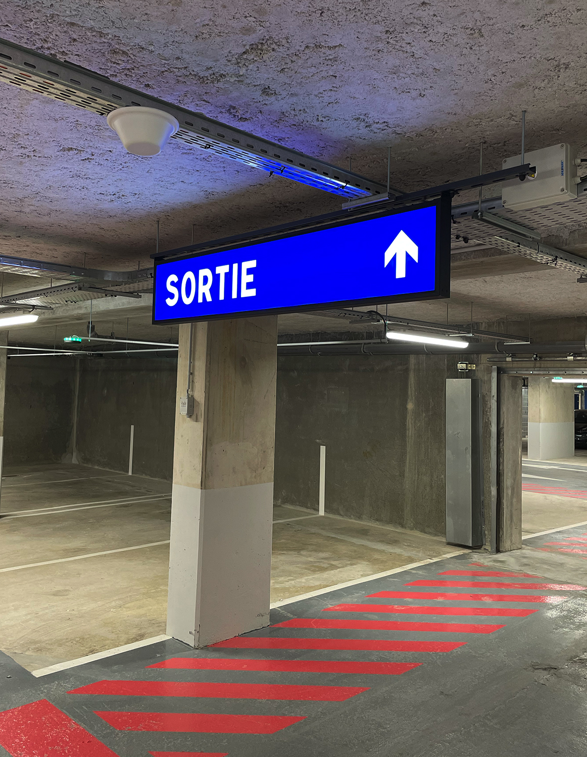 Panneau lumineux – Sortie